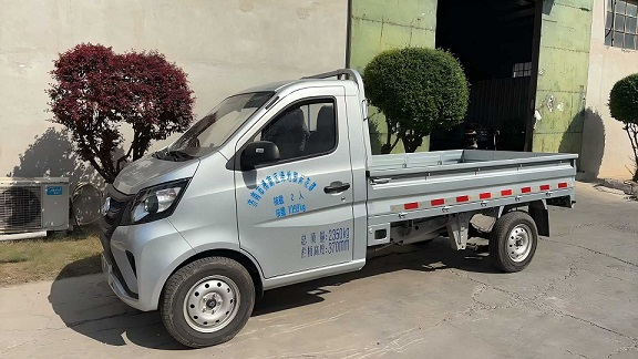 First Batch of Second-hand Light Truck Was Exported Successfully